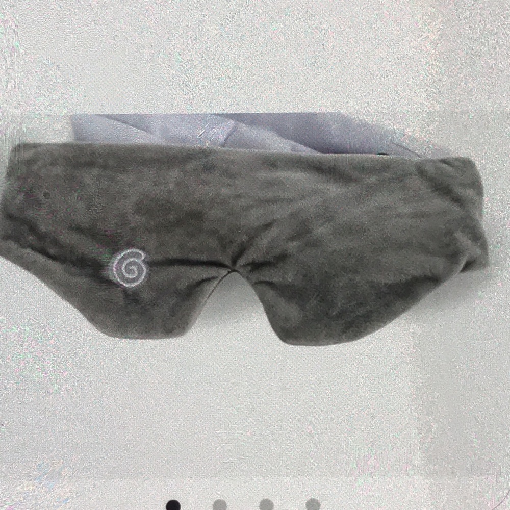 Gravity weighted sleep mask NEW BNIP